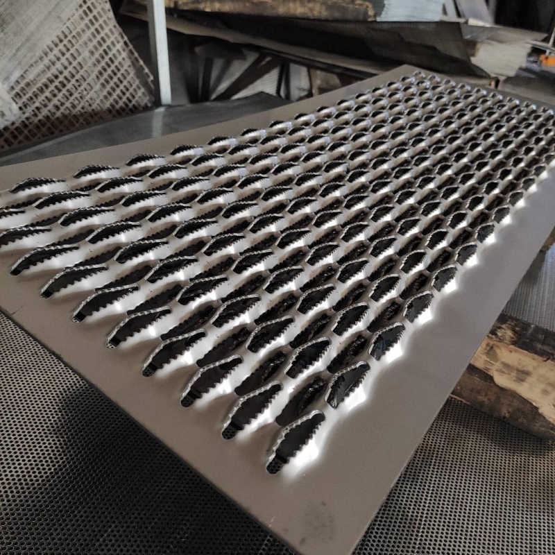 perforated safety grating panel