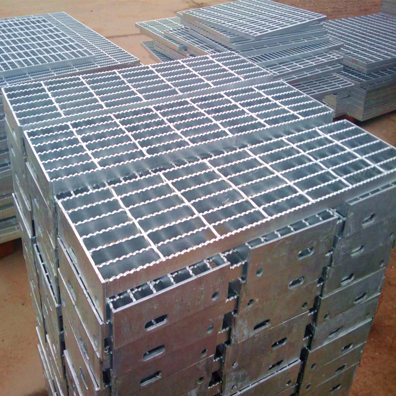 custom steel grating stair treads