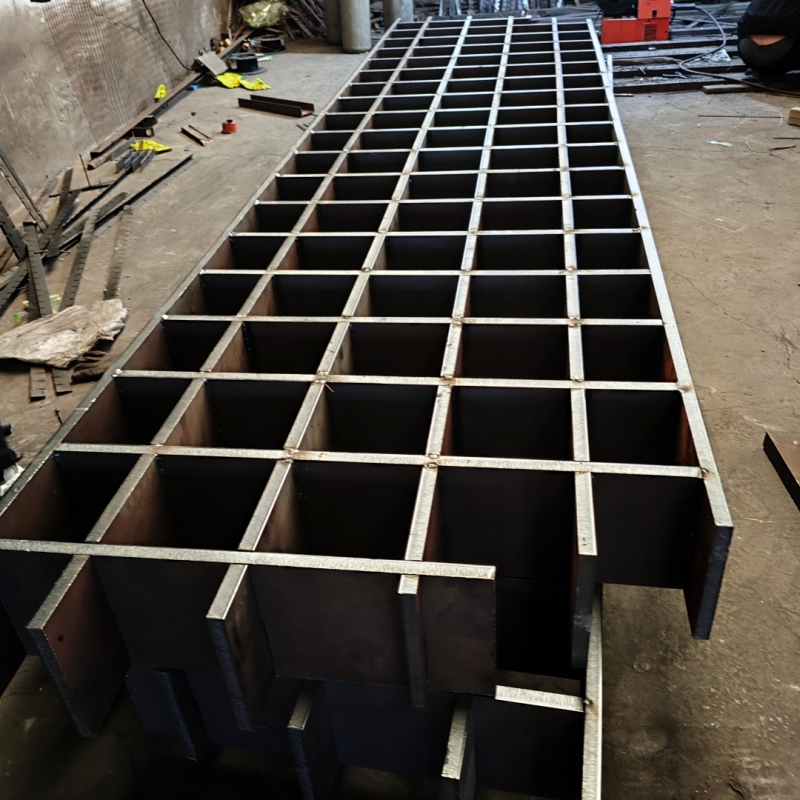 custom press locked steel grating panels