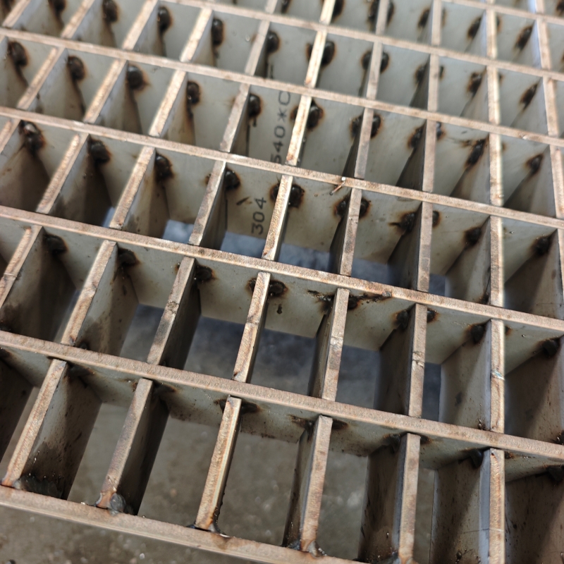 stainless steel grating polished surface detail