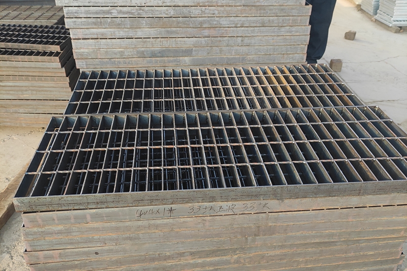 19W4 steel grating ASTM vs China standard comparison table