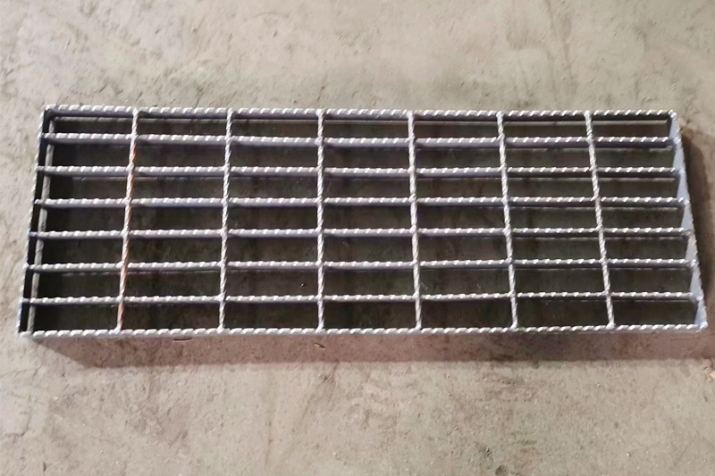 serrated steel grating stair treads industrial platform