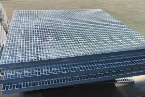 carbon steel vs stainless steel grating comparison