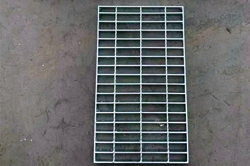 steel grating specification comparison ASTM vs China standard table
